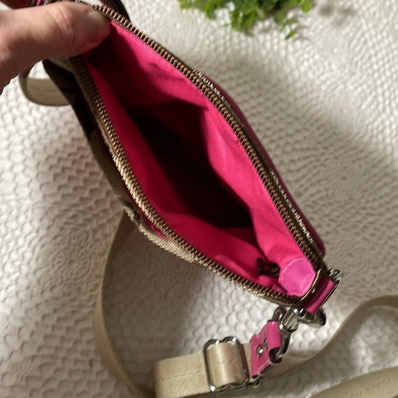 Coach Crossbody - Picture 4 of 6